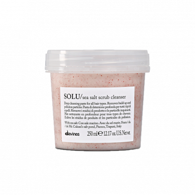 Скраб с морской солью Davines